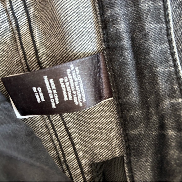 RW&CO. Gray Ankle Cropped Jeans Classic Style - Picture 5 of 6